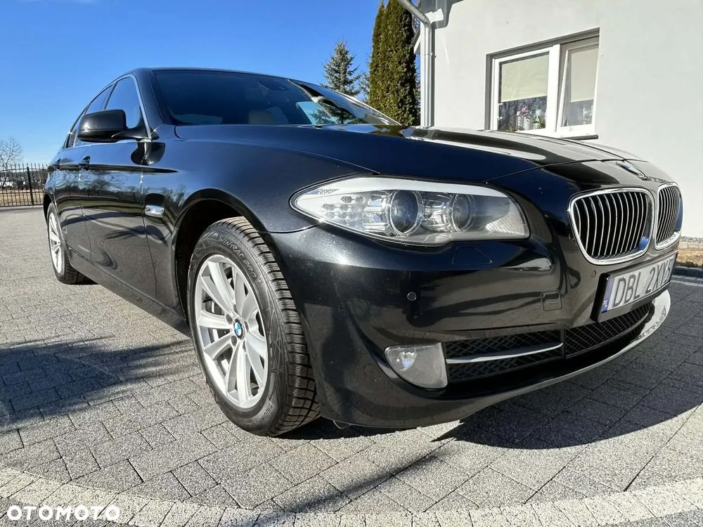 BMW Seria 5 525d Luxury Line - 1
