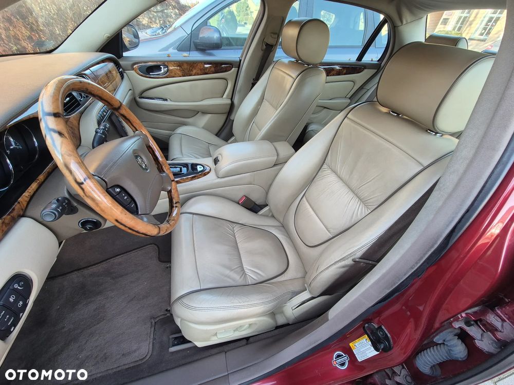 Jaguar XJ Super V8 (LWB) - 26