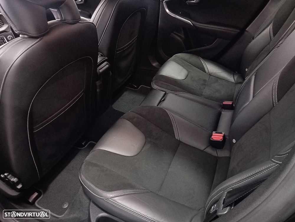 Volvo V40 2.0 D3 R-Design - 15