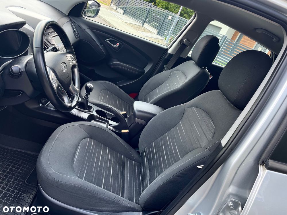 Hyundai ix35 - 15