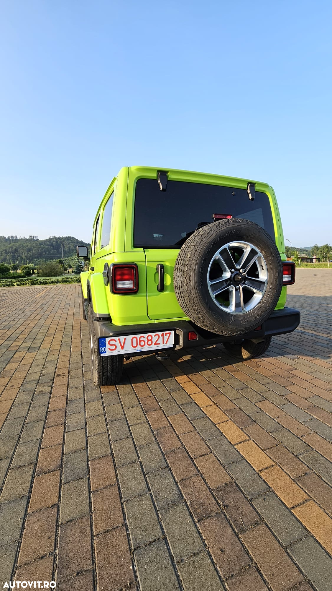 Jeep Wrangler Unlimited 2.0 Turbo AT8 Sahara - 11