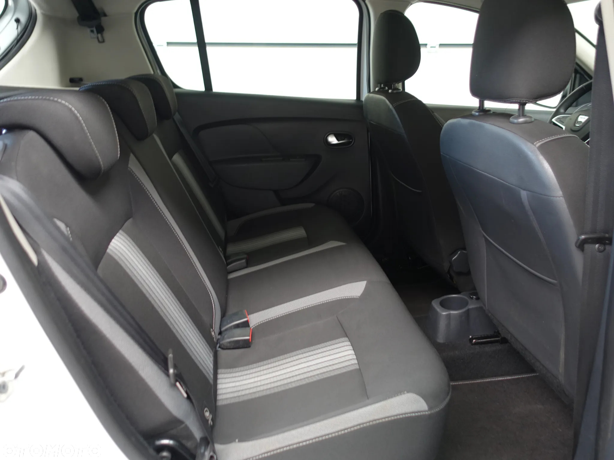 Dacia Sandero Stepway dCi 90 (S&S) Celebration - 16