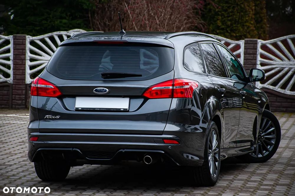 Ford Focus 1.5 EcoBoost Titanium ASS - 24
