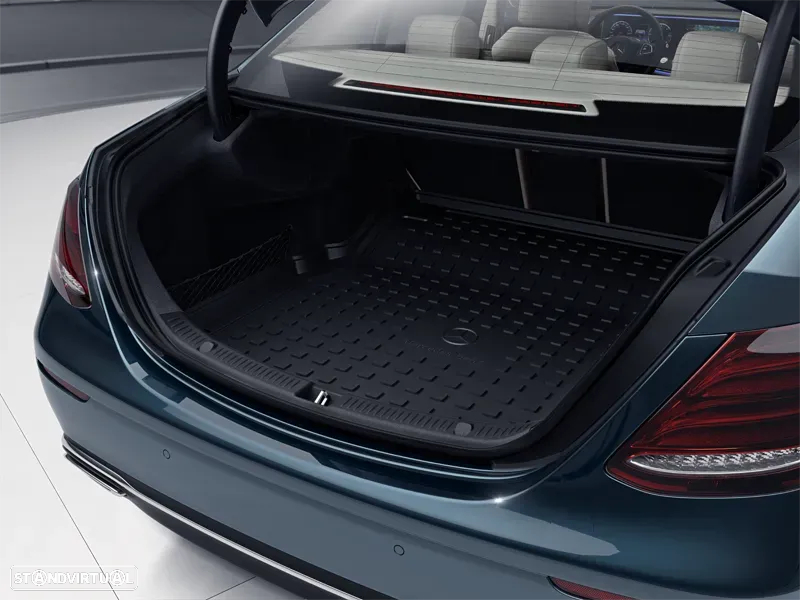 Tapete Borracha Mala Proteção Novo Original Mercedes Classe E W213 A2138140300 - 3