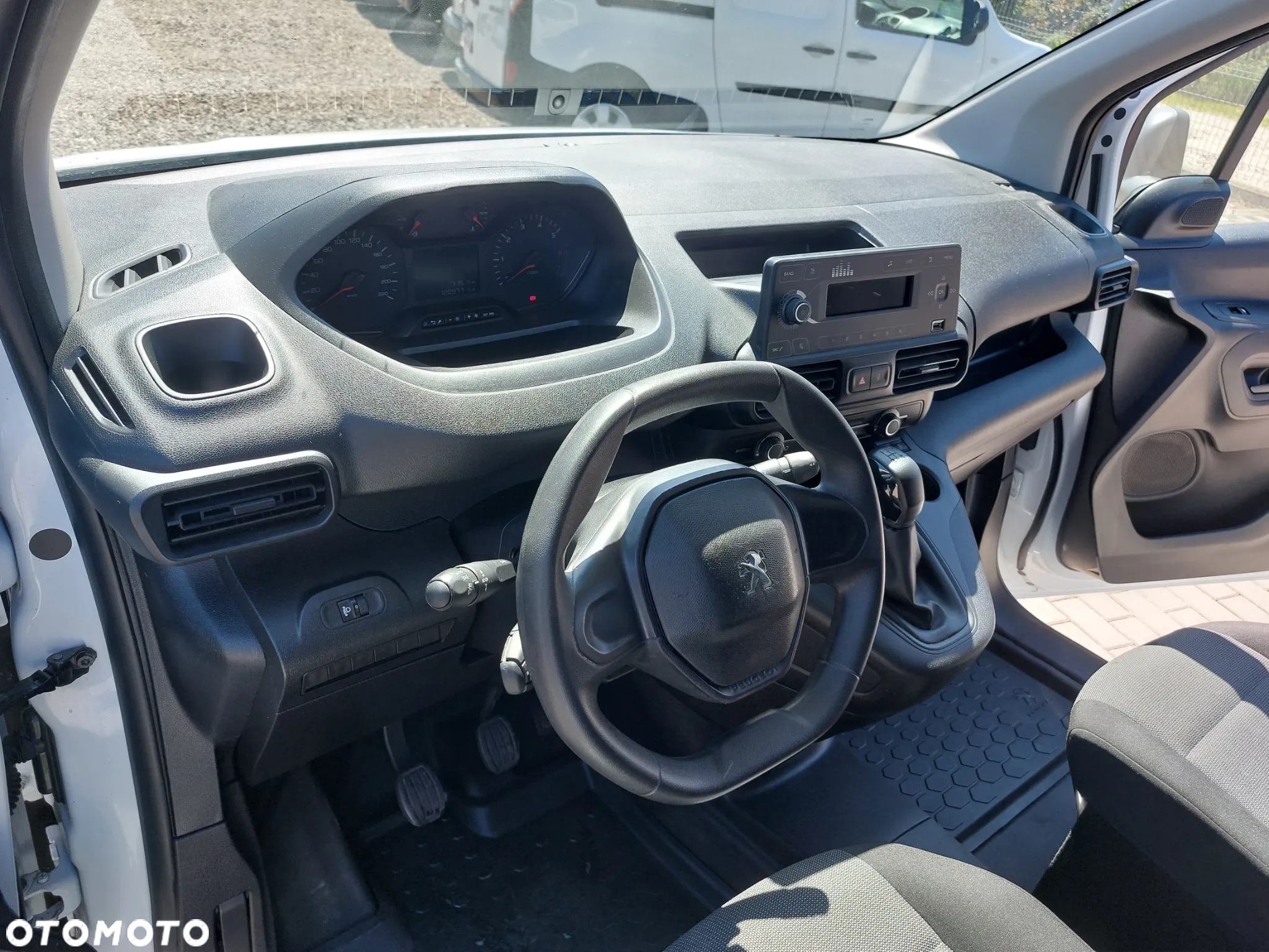 Peugeot Partner - 13
