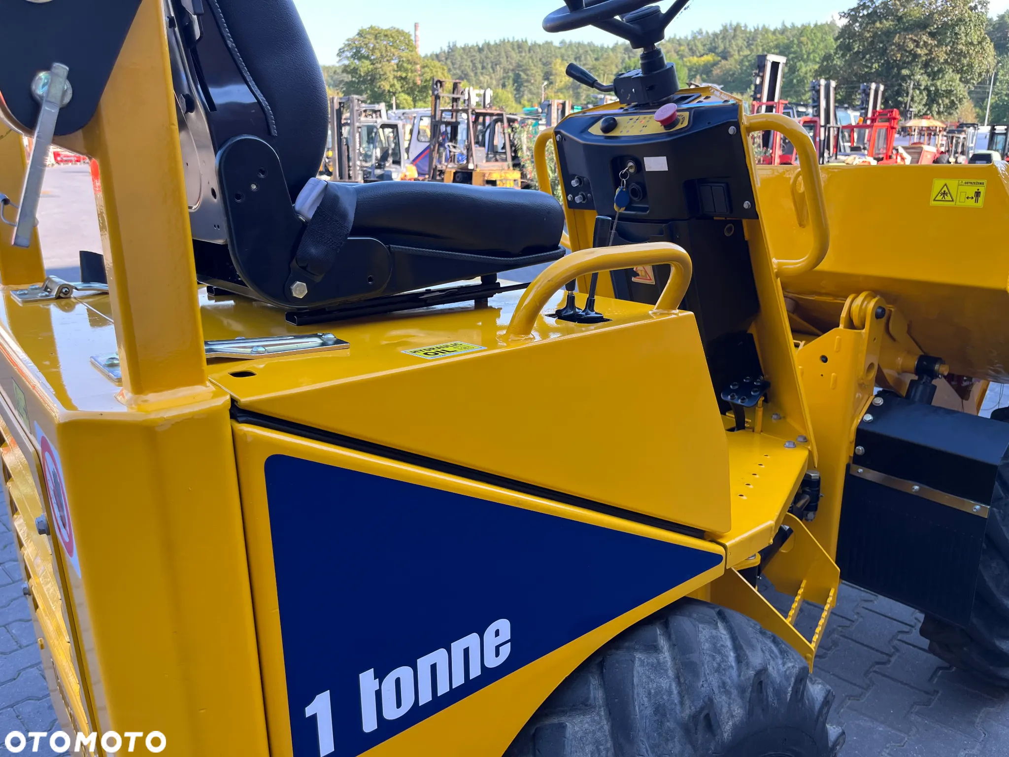 Thwaites MACH 201 - 18