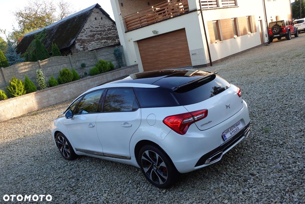 Citroën DS5 HDi 165 SportChic - 2