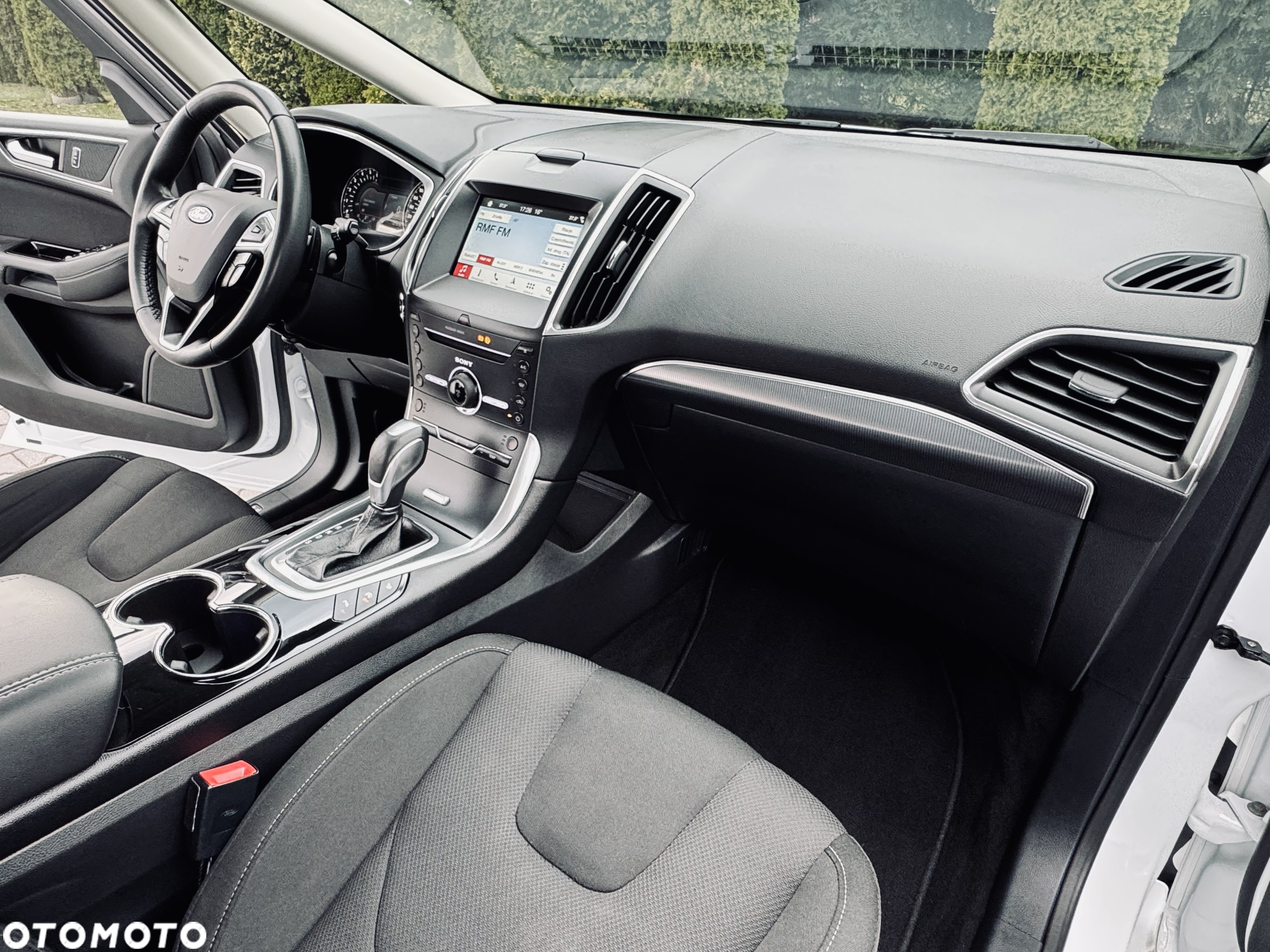 Ford S-Max 2.0 TDCi Titanium PowerShift - 19