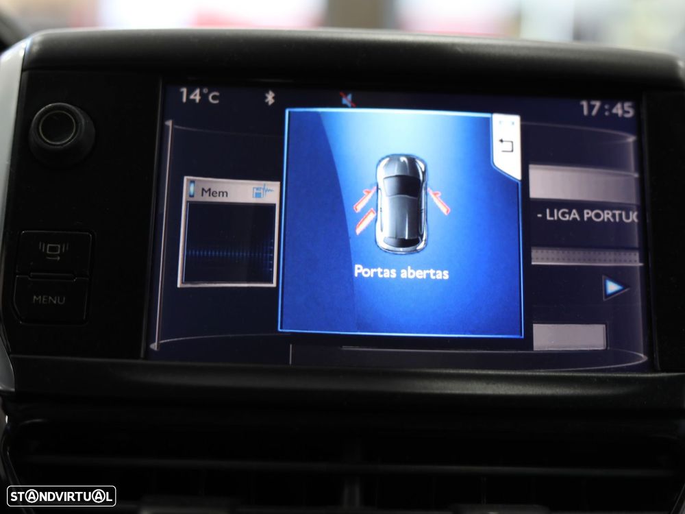 Peugeot 208 1.4 HDi Allure - 12