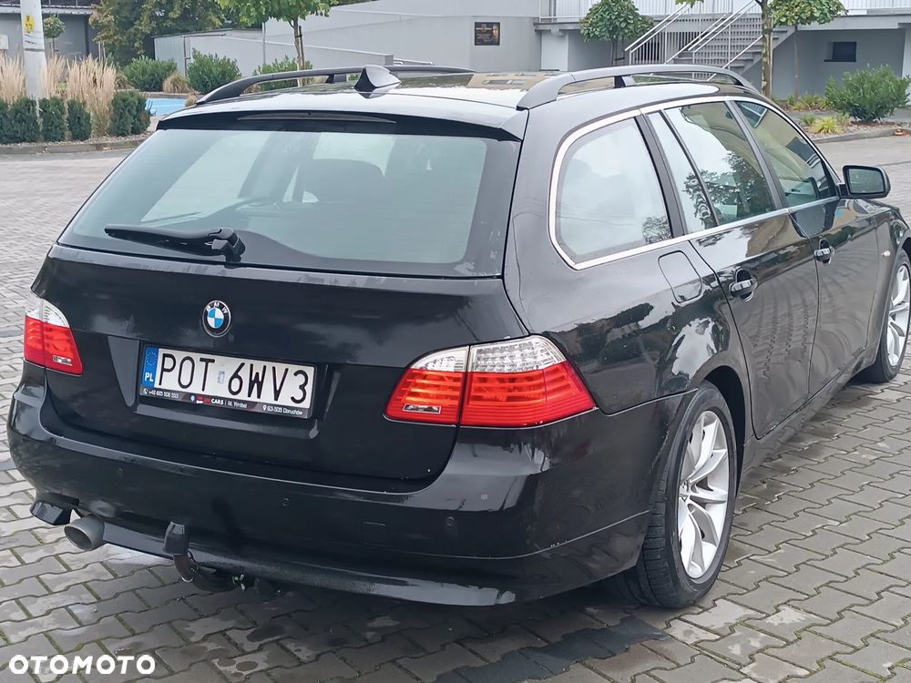 BMW Seria 5 520d Touring Special Edition - 9