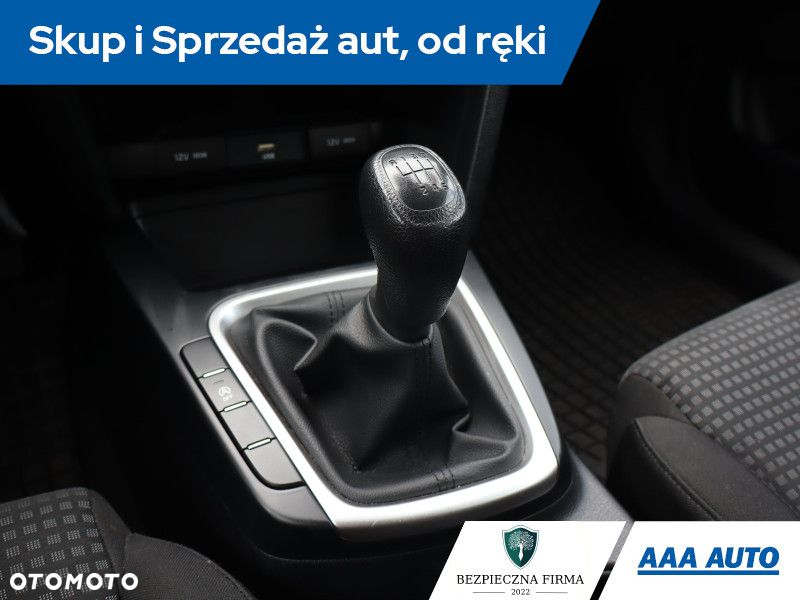 Kia Ceed - 14