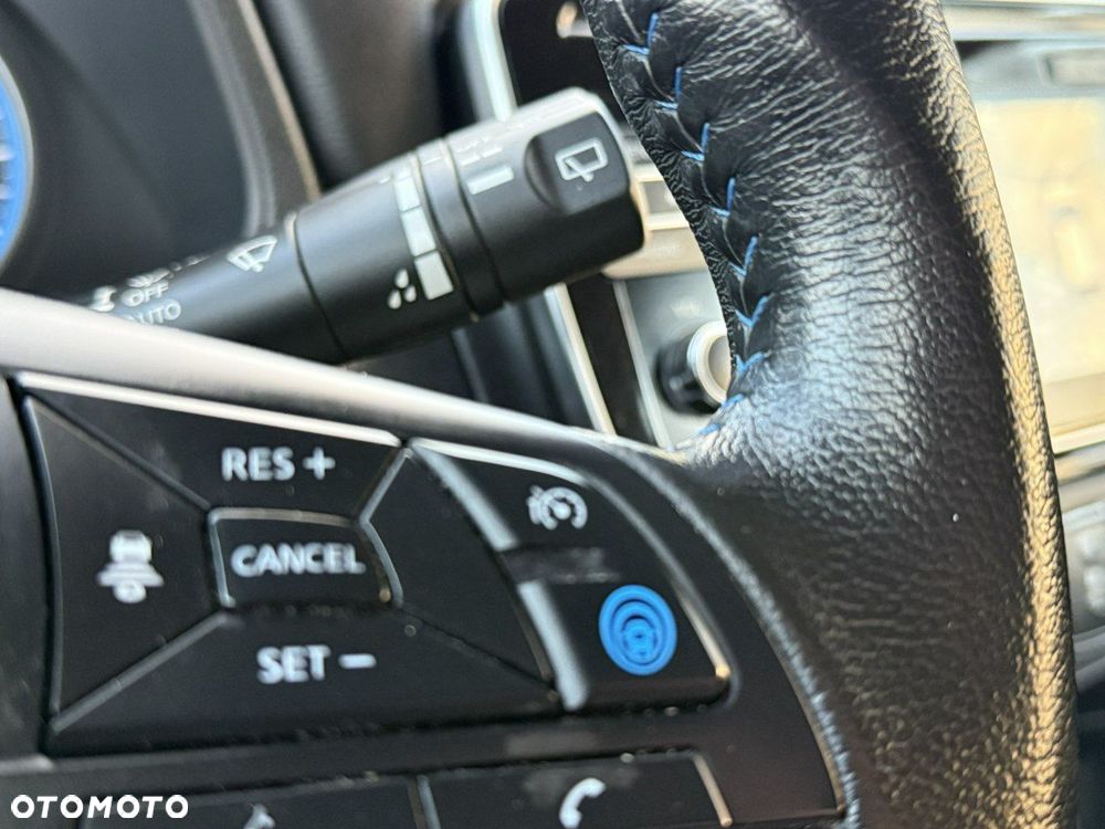 Nissan Leaf 40kWh N-Connecta - 35
