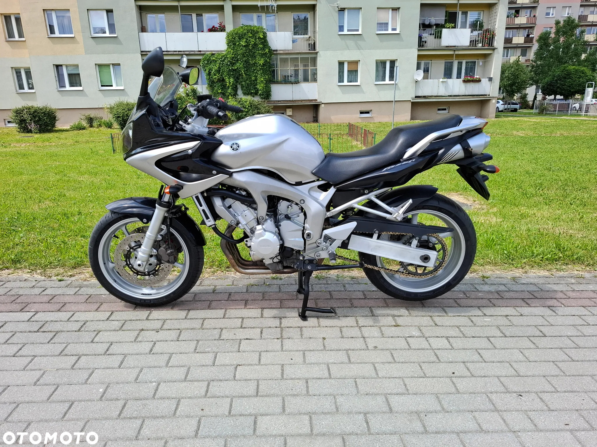 Yamaha FZ6 - 9