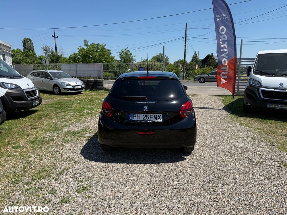 Peugeot 208 82 PureTech Style - 6
