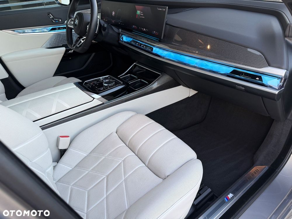 BMW Seria 7 740d xDrive mHEV M Sport sport - 12