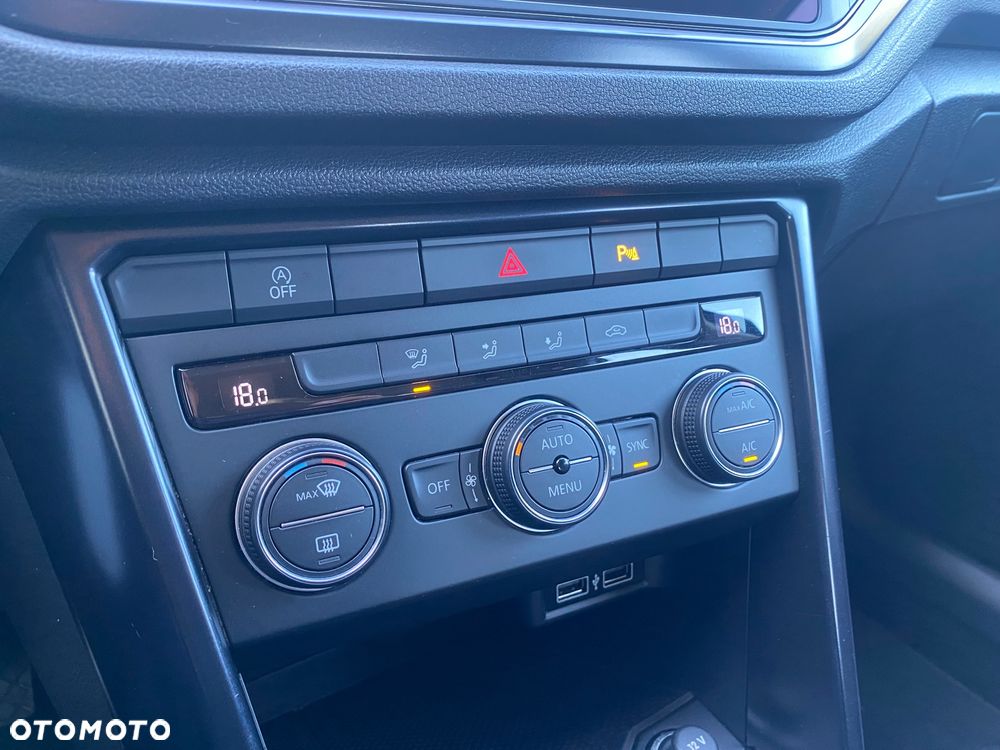 Volkswagen T-Roc 1.0 TSI Life - 10