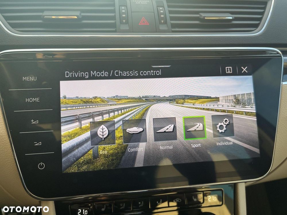 Skoda Superb 2.0 TSI 4x4 L&K DSG - 37