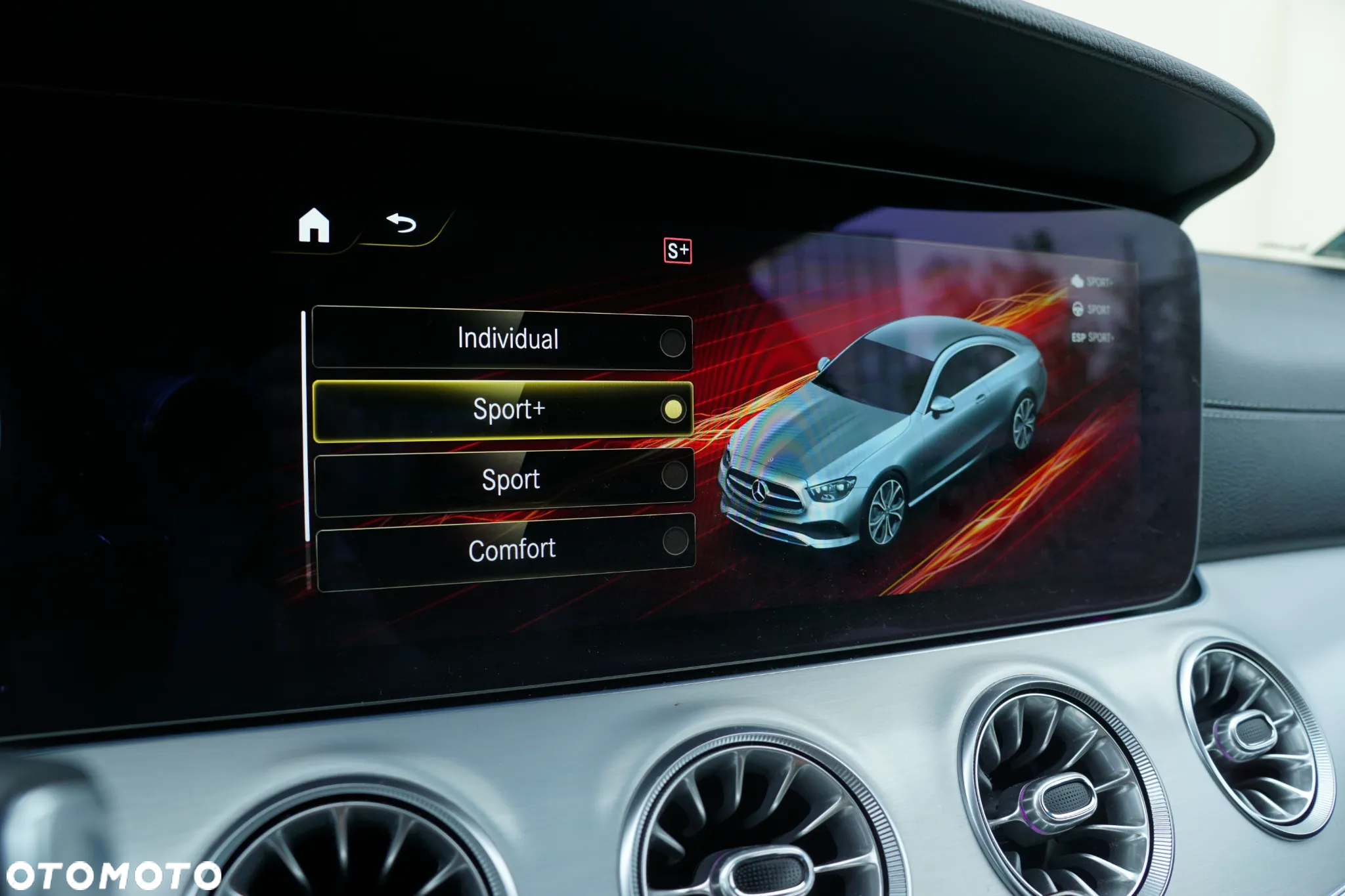 Mercedes-Benz Klasa E 200 Coupe 4-Matic 9G-TRONIC - 27