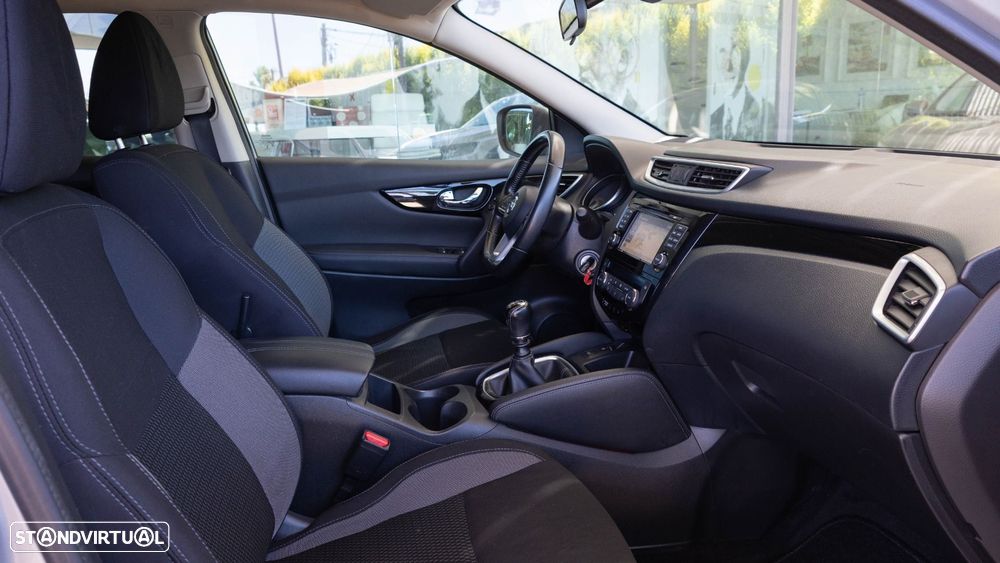 Nissan Qashqai 1.5 dCi N-Connecta Business - 11