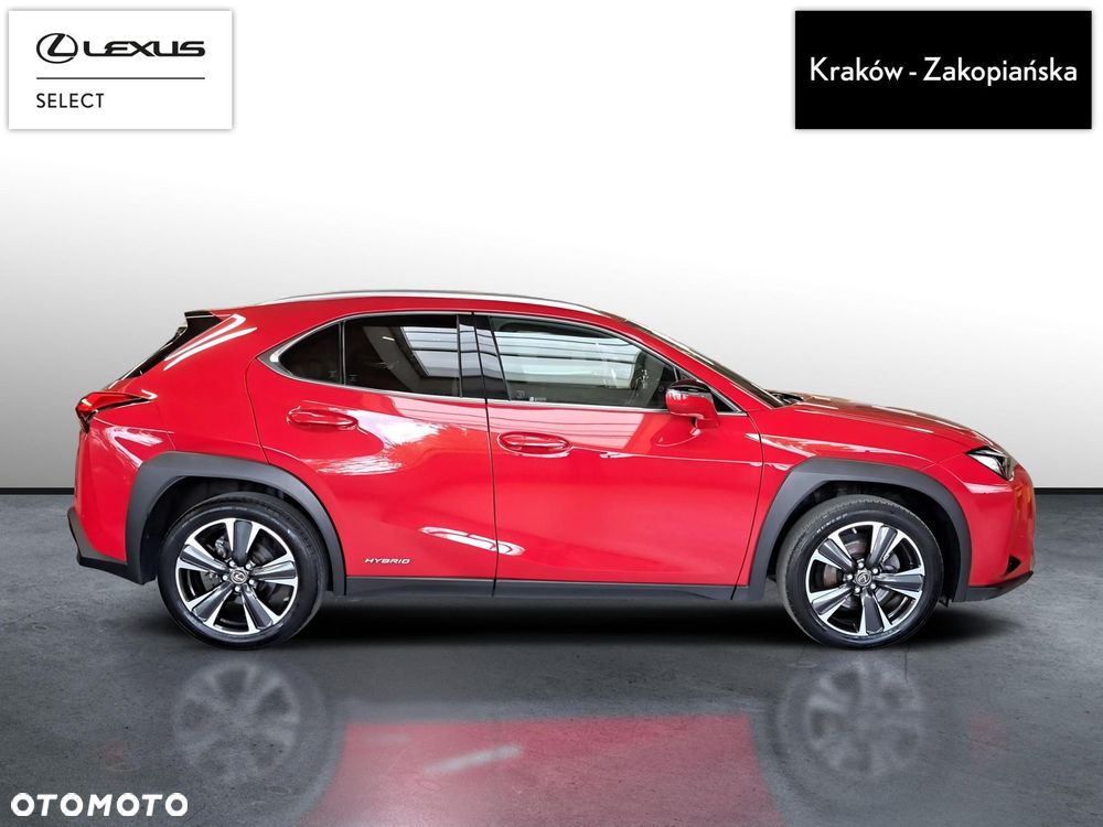 Lexus UX - 7