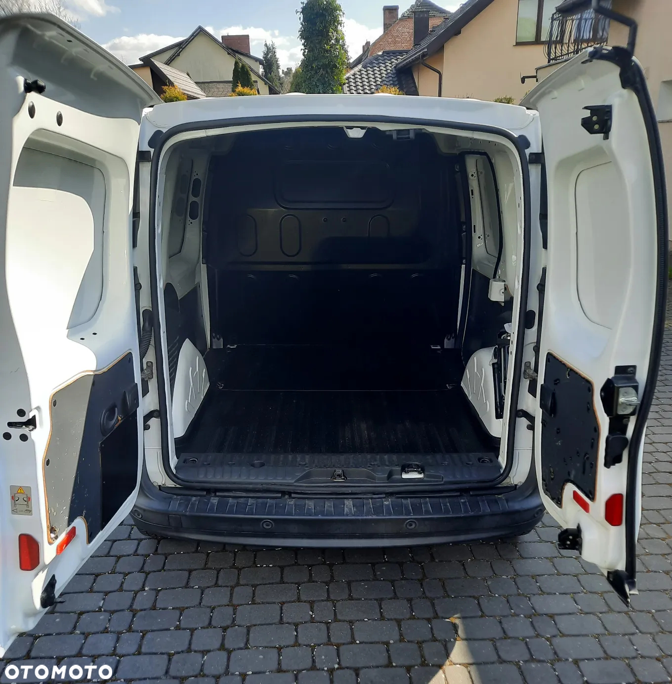 Mercedes-Benz Citan W415 Tourer 1,5 108 CDI 75KM - 3