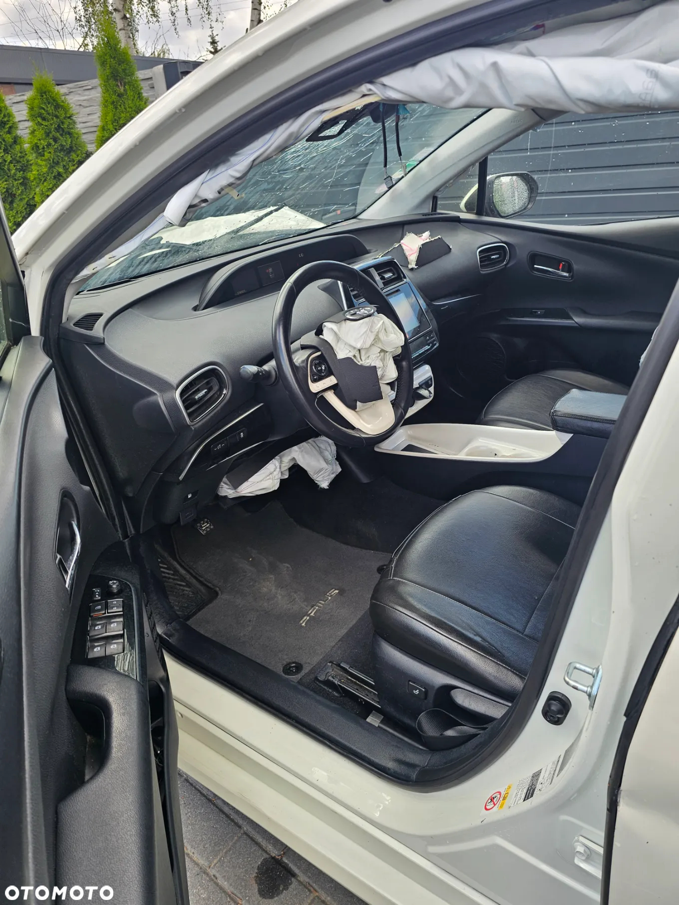 Toyota Prius 1.8 Hybrid Executive - 8