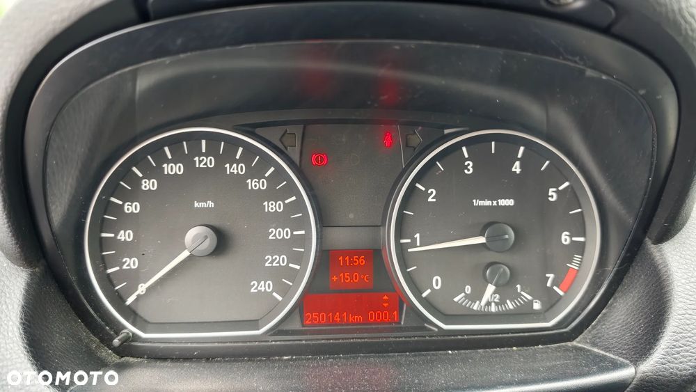 BMW Seria 1 116i - 14