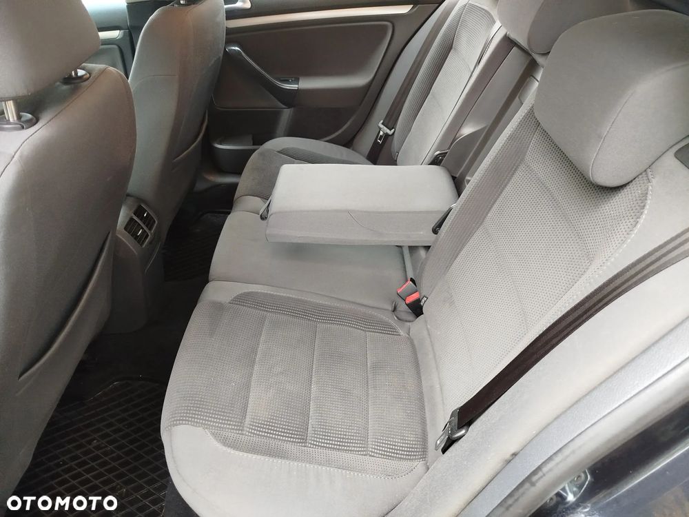 Volkswagen Golf 1.9 TDI Goal - 18