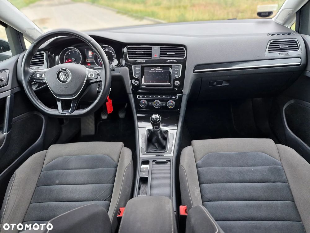 Volkswagen Golf 1.4 TSI BMT Highline - 36