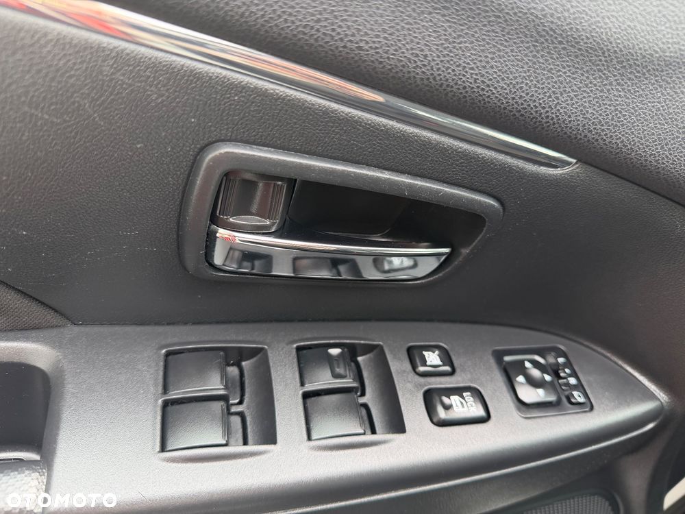 Mitsubishi ASX - 19