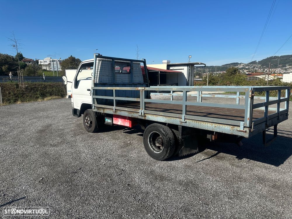 Toyota Dyna - 5