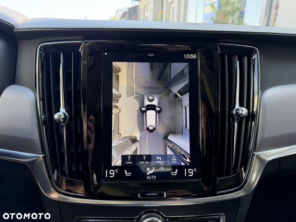 Volvo V90 D4 AWD Geartronic Inscription - 18
