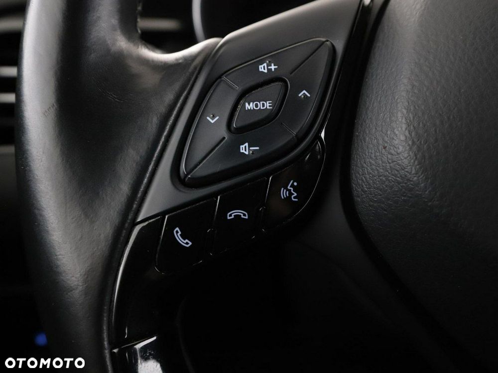Toyota C-HR Flow - 30
