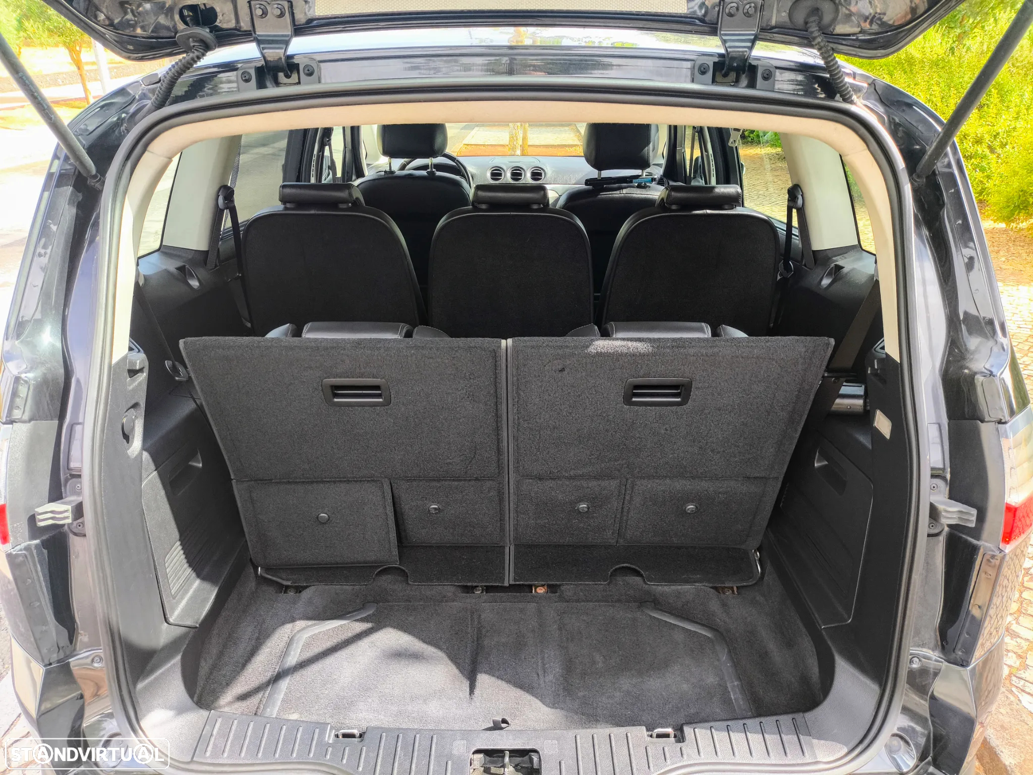 Ford S-Max 1.8 TDCi Titanium 7L - 18