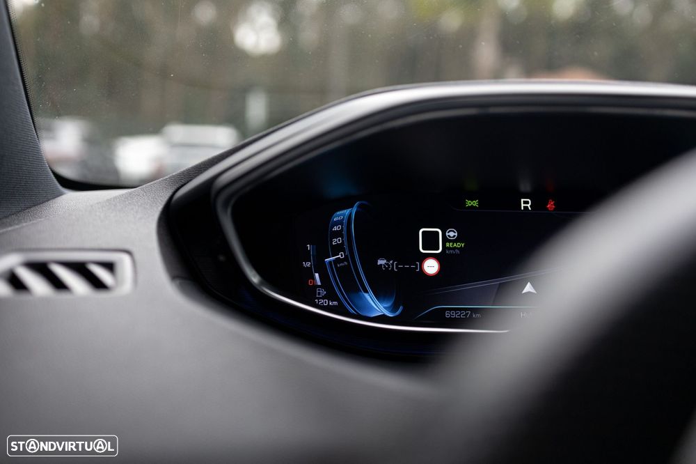 Peugeot 3008 1.6 Hybrid4 GT Pack e-EAT8 - 24