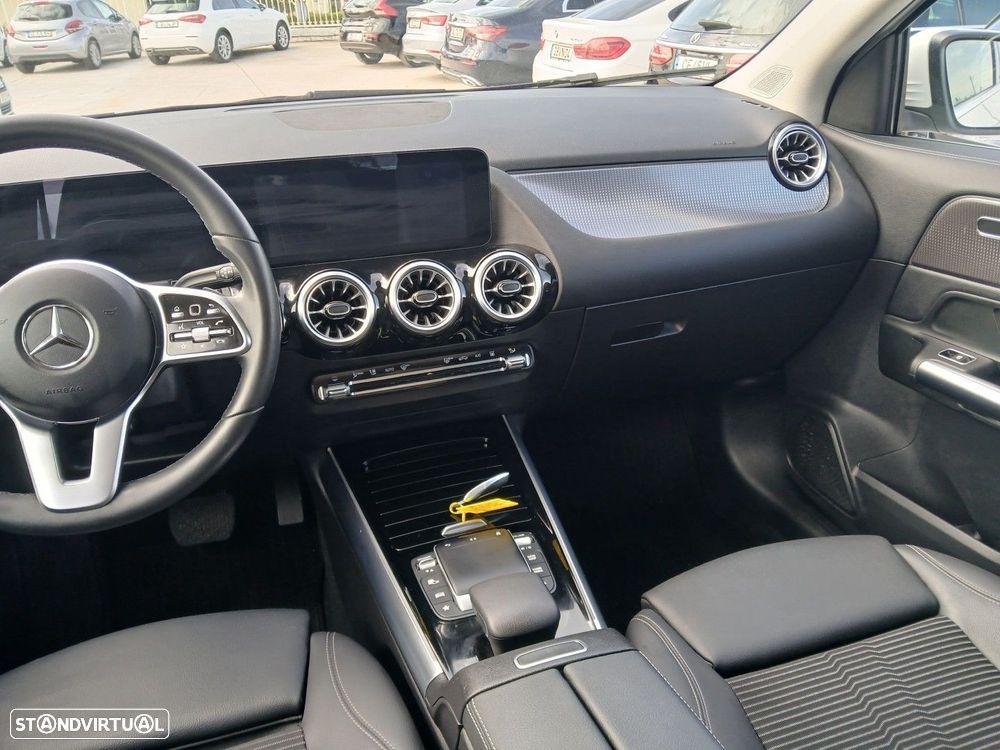 Mercedes-Benz GLA 250 e 8G-DCT - 20