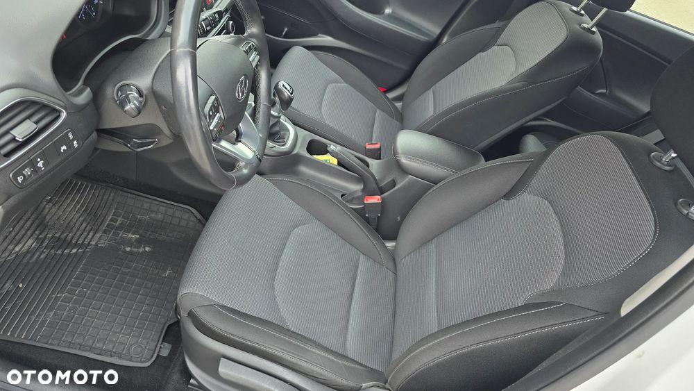 Hyundai i30 1.4 Comfort - 28