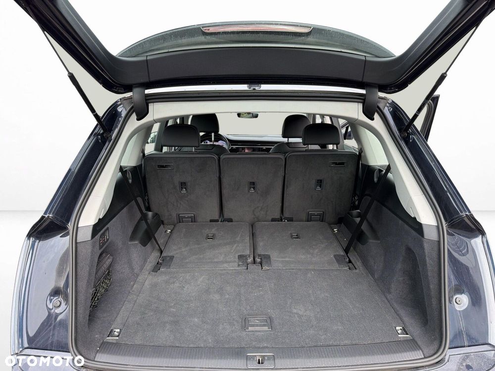 Audi Q7 - 12