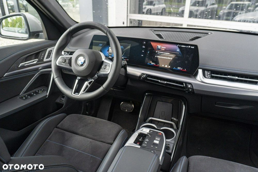 BMW X1 sDrive18i - 17
