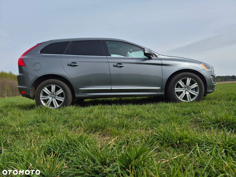 Volvo XC 60 T5 Geartronic Momentum - 3