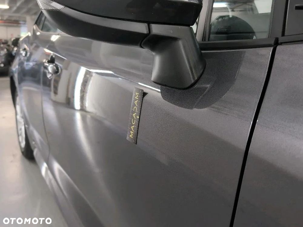 Toyota Corolla - 4