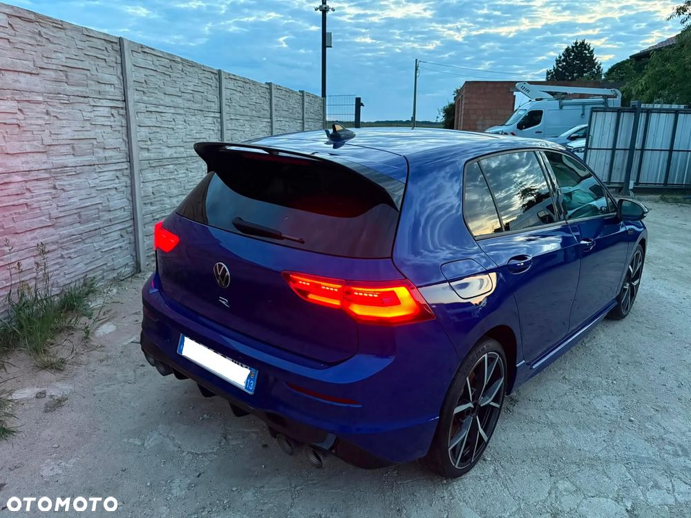 Volkswagen Golf - 37