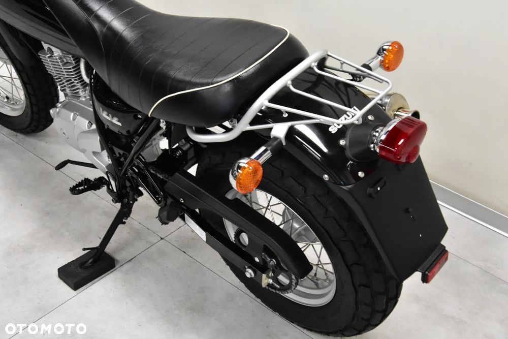 Suzuki RV - 19