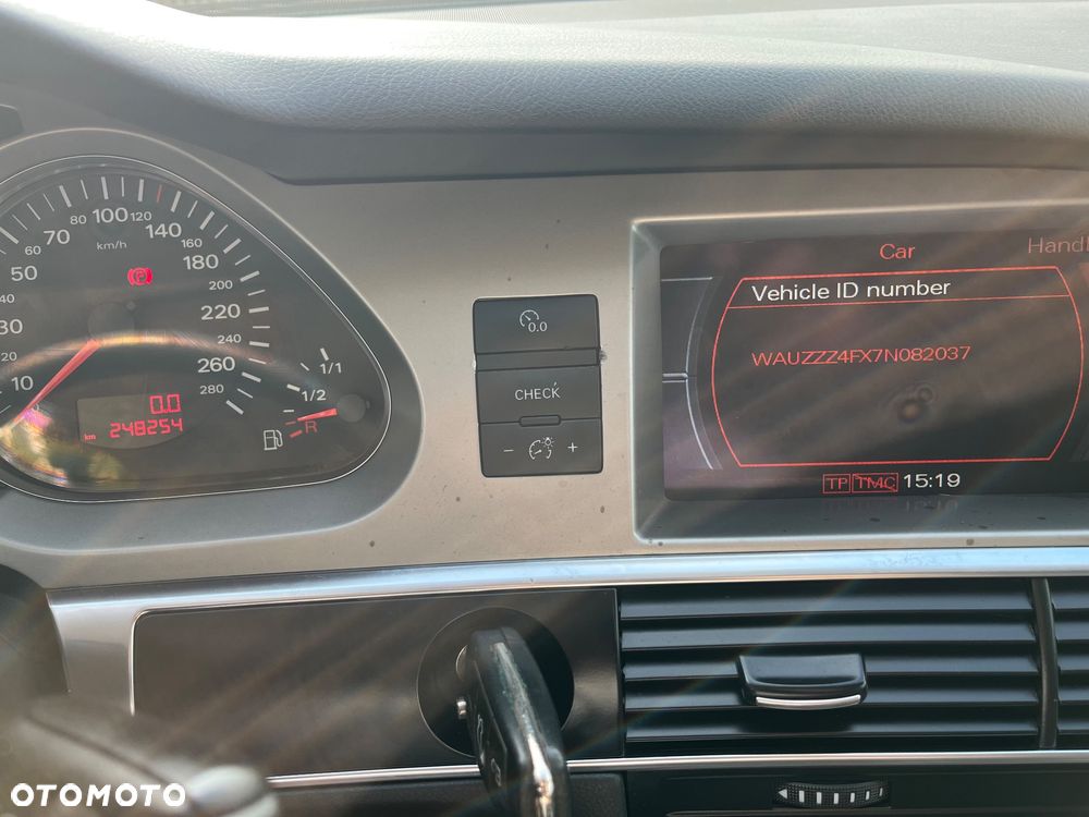 Audi A6 Avant 2.4 Quattro - 6