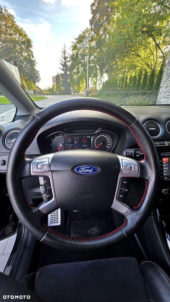 Ford S-Max 2.0 TDCi Titanium - 9