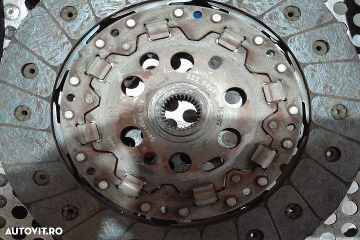 KIT AMBREIAJ  323064110 323064110 Seat Leon 2 1P [2005 - 2009] Hatchb - 3