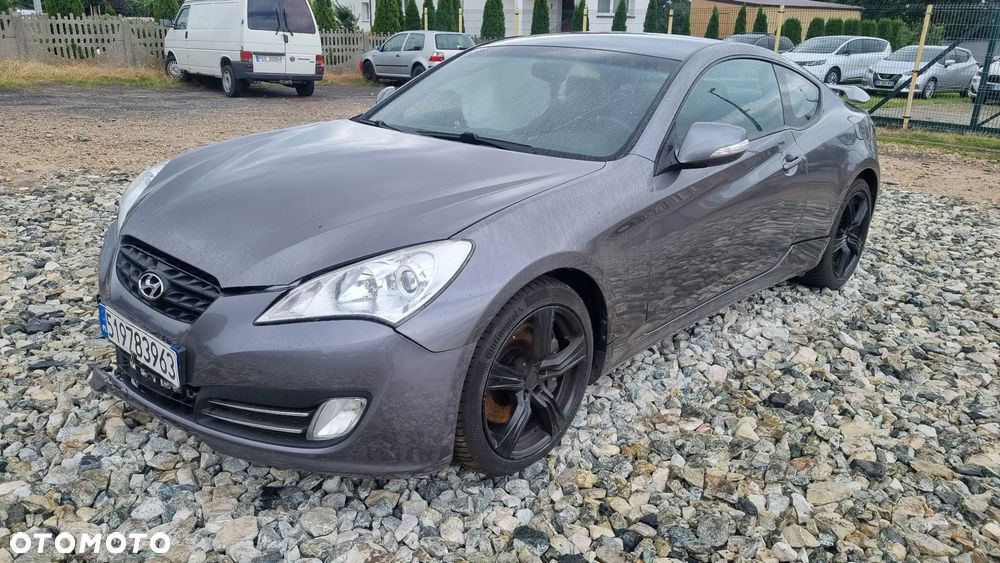 Hyundai Genesis - 4