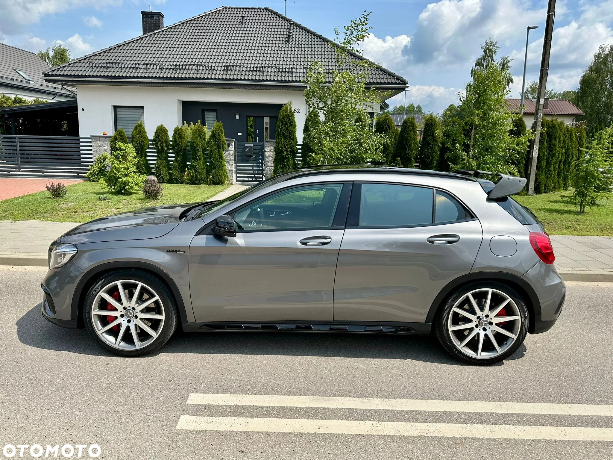 Mercedes-Benz GLA 45 AMG 4-Matic Edition 1 - 13