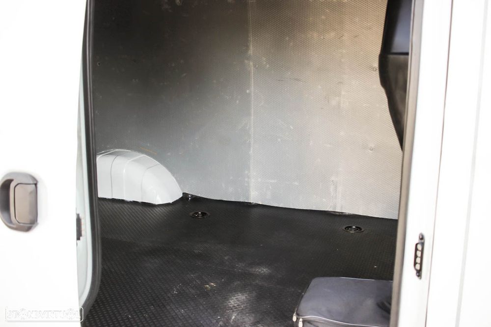 Maxus eDeliver 3 LWD 50kWh - 8