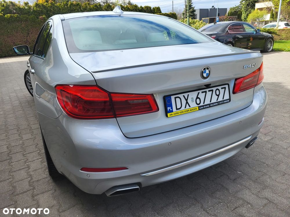 BMW Seria 5 540i xDrive Luxury Line - 10